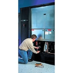 APC WUPG4HR-AX-00 frais d'aide et maintenance 1 année(s)