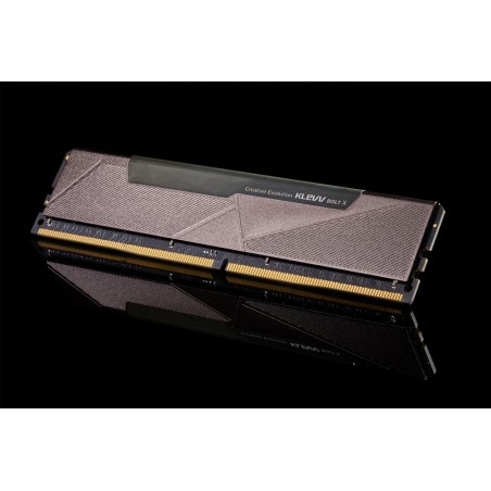 Klevv BOLT X module de mémoire 16 Go 1 x 16 Go DDR4 3200 MT/s 288-pin DIMM