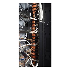 APC Caches à charnières pour gestionnaire de câbles vertical NetShelter SX, 750 mm de largeur, 45U (Qté 2)