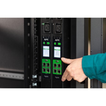 APC EASY rack PDU 22 kw mesuré, 0U,triphasé 230V, 32A, 18C13, 6C19, NMC3