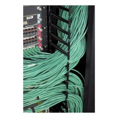 APC Gestionnaire de câbles vertical pour armoires réseau NetShelter SX (Qté 4)
