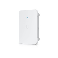 UACC-U7-Pro-Wall-FM