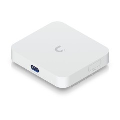 Powerful multi-WAN UniFi Cloud Gateway w