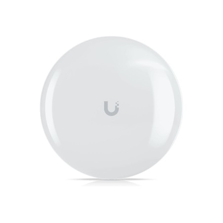 5 GHz wireless bridge with PoE output th