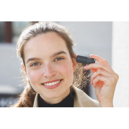 Verbatim Micro-clé USBPinStripe de 64 Go - noire