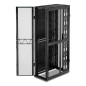 APC Rack NetShelter SX2 52U L600XP1200XH2436mm, noir, avec panneaux latéraux APC Rack NetShelter SX2 52U L600XP1200XH2436mm, noir, avec panneaux latéraux