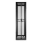 APC Rack Netshelter SX Server, 2e génération, 45U, 2 124H x 600L x 1 200D mm, avec panneaux latéraux, noir APC Rack Netshelter SX Server, 2e génération, 45U, 2 124H x 600L x 1 200D mm, avec panneaux latéraux, noir