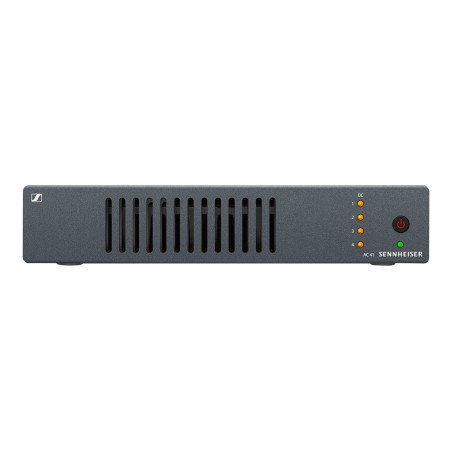 Active antenna combiner w/DC power dist