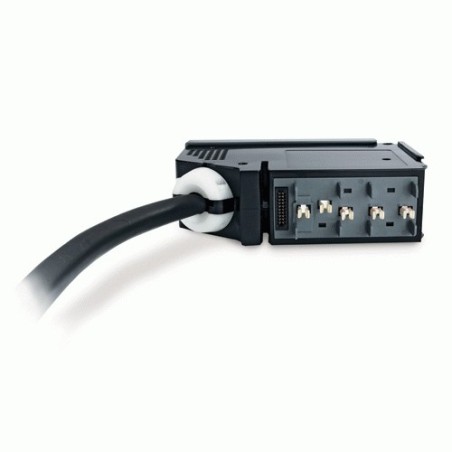 APC IT Power Distribution Module 3 Pole 5 Wire 16A IEC309 500cm unité de distribution d'énergie