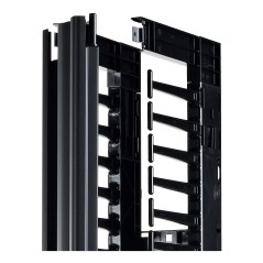 APC Gestionnaire de câbles vertical Valueline pour racks à 2 et 4 montants, 84" (H) x 6" (l), un seul côté avec porte